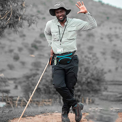 Allan Agaba Senior Tour Guide
