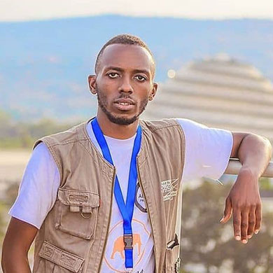 Samuel-Mayeri-Tour-Guide-Rwanda
