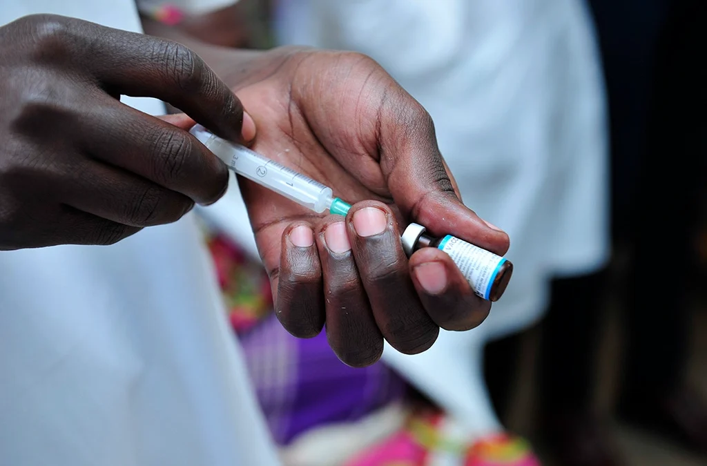 vaccinations-required-for-uganda-and-rwanda-safari