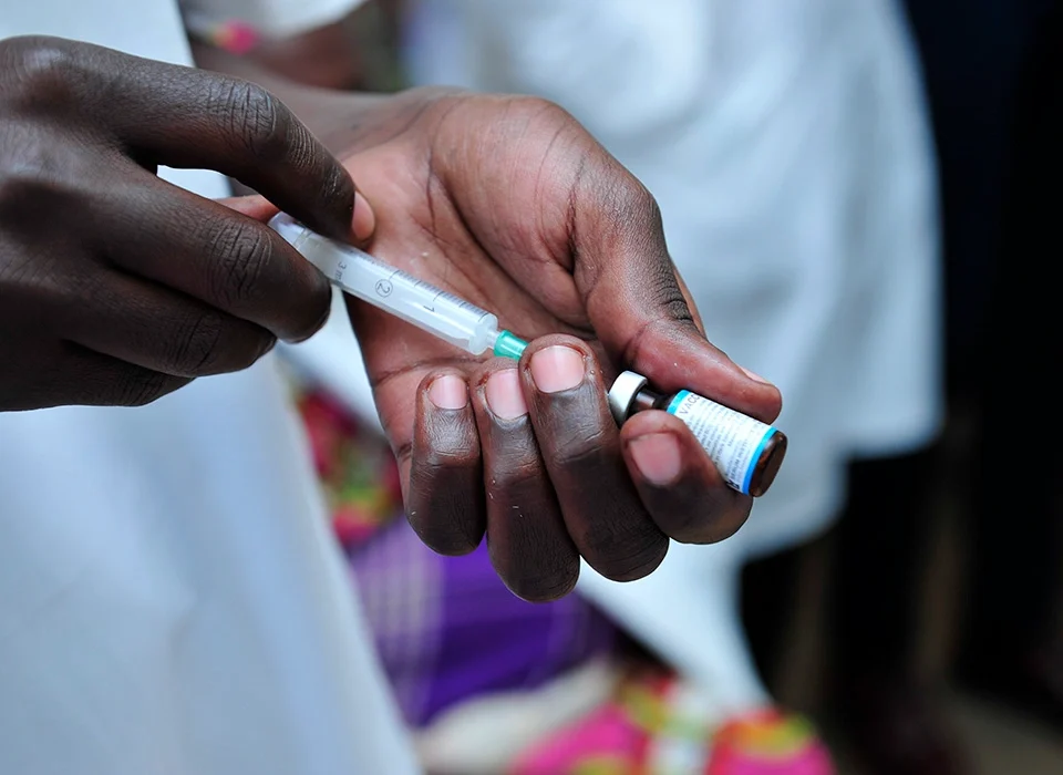 vaccinations-required-for-uganda-and-rwanda-safari